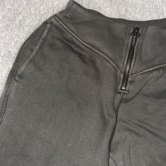 aerie sweatpants - Picture 3 of 7